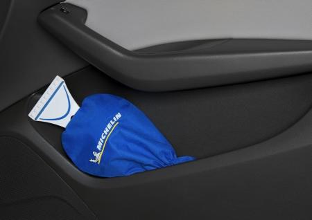 скребок для льда michelin с варежкой № 32637