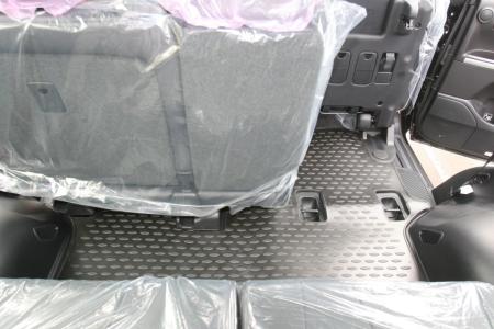 Коврики салона Element для Toyota Land Cruiser 200 (2012-2015) 3 ряда серые № NLC.48.53.211k