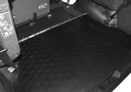 Коврик в багажник Rival для Toyota Fortuner (2015-2025) 7 мест № 15707003