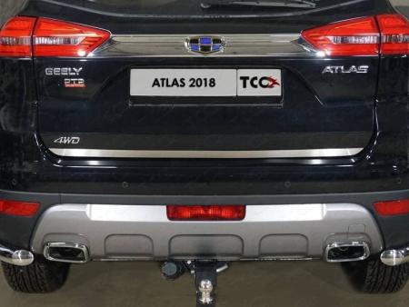 Накладка на заднюю дверь (лист шлифованный) для Geely Atlas (2018-2021) № GEELEATL18-15