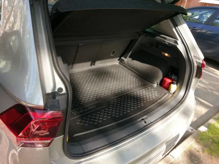 Коврик багажника оригинальный с низким базовым полом багажника для Volkswagen Tiguan (2016-2023) № 5NA061161A