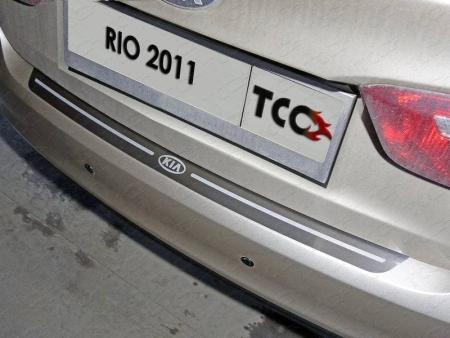 Накладка на наружный порог багажника (лист шлифованный надпись Rio) для Kia Rio (2011-2015) № KIARIO11-12