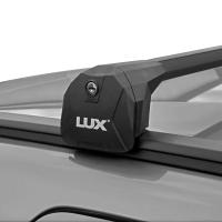 Багажник на интегрированные рейлинги LUX SCOUT (дуги овальные черные) Toyota Fortuner (2015-2024) с низкими рейлингами